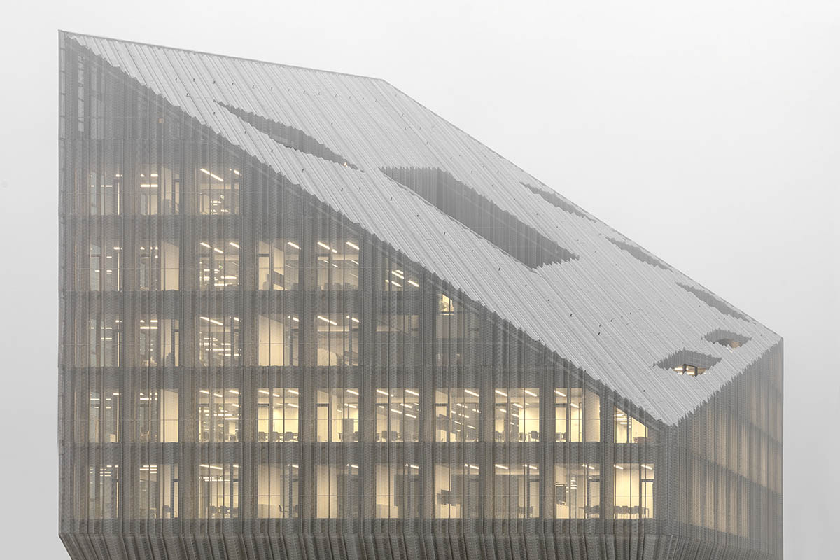 Peter Pichler Architecture creates fifth façade with pleated geometry for Bonfiglioli Headquarters