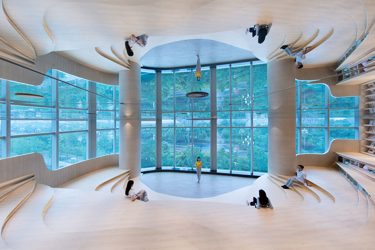 X+Living creates undulating walls and colourful interior for Chengdu Zhongshuge bookstore in China