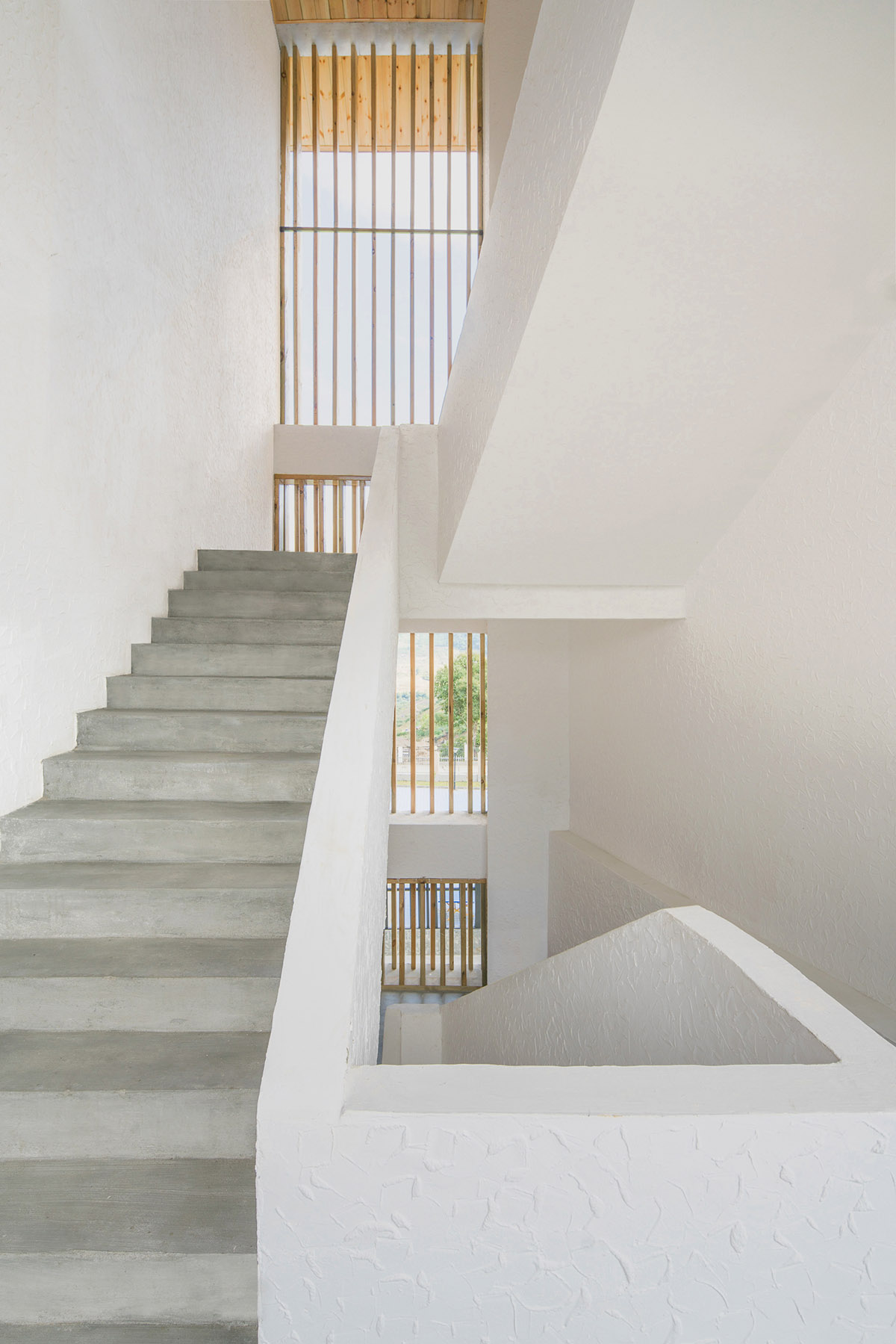 EID Architecture completes Medog Meteorological Center in Nyingchi prefecture of Tibet