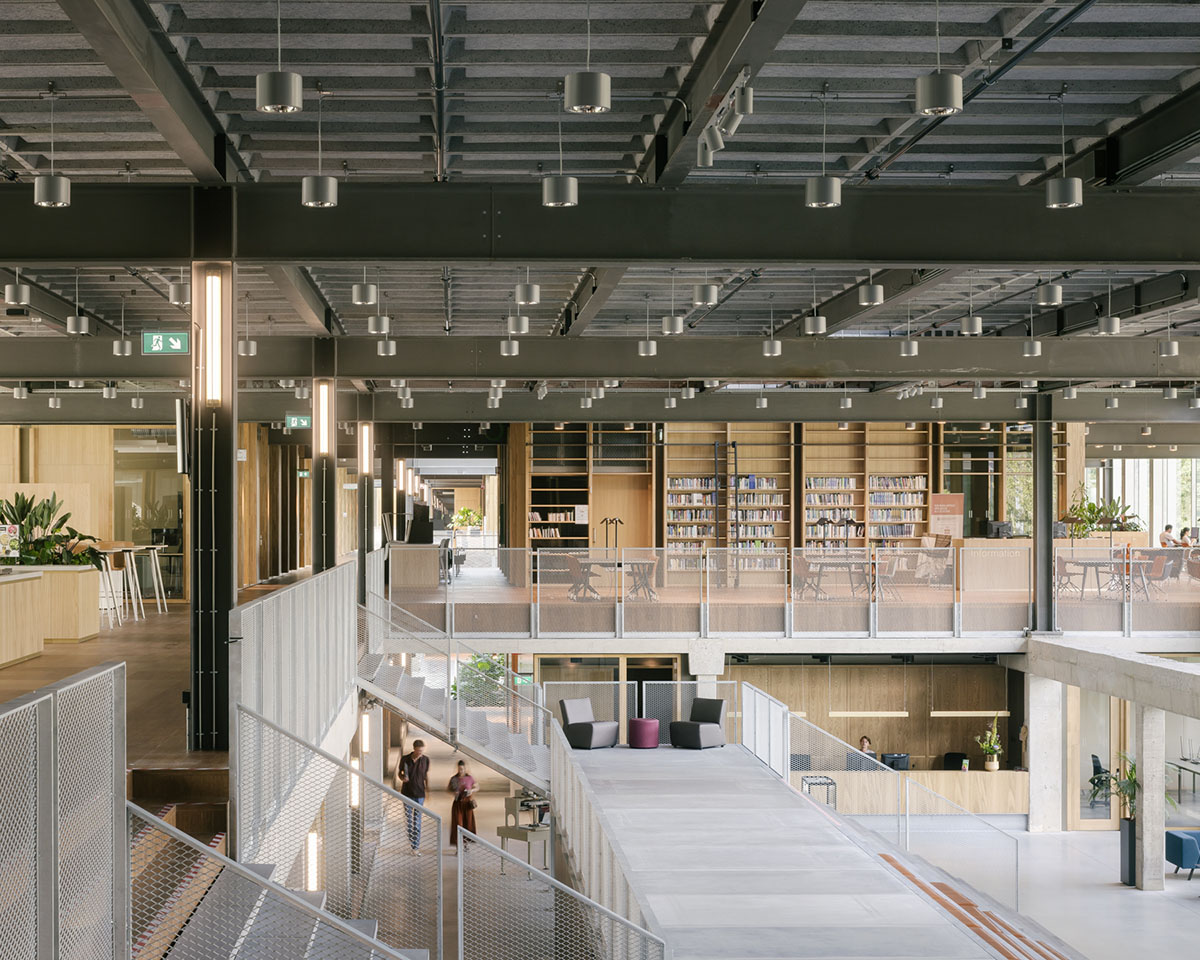 Civic Architects and VDNDP carve out Geo-faculty of ITC with four atria taking landscape inside 