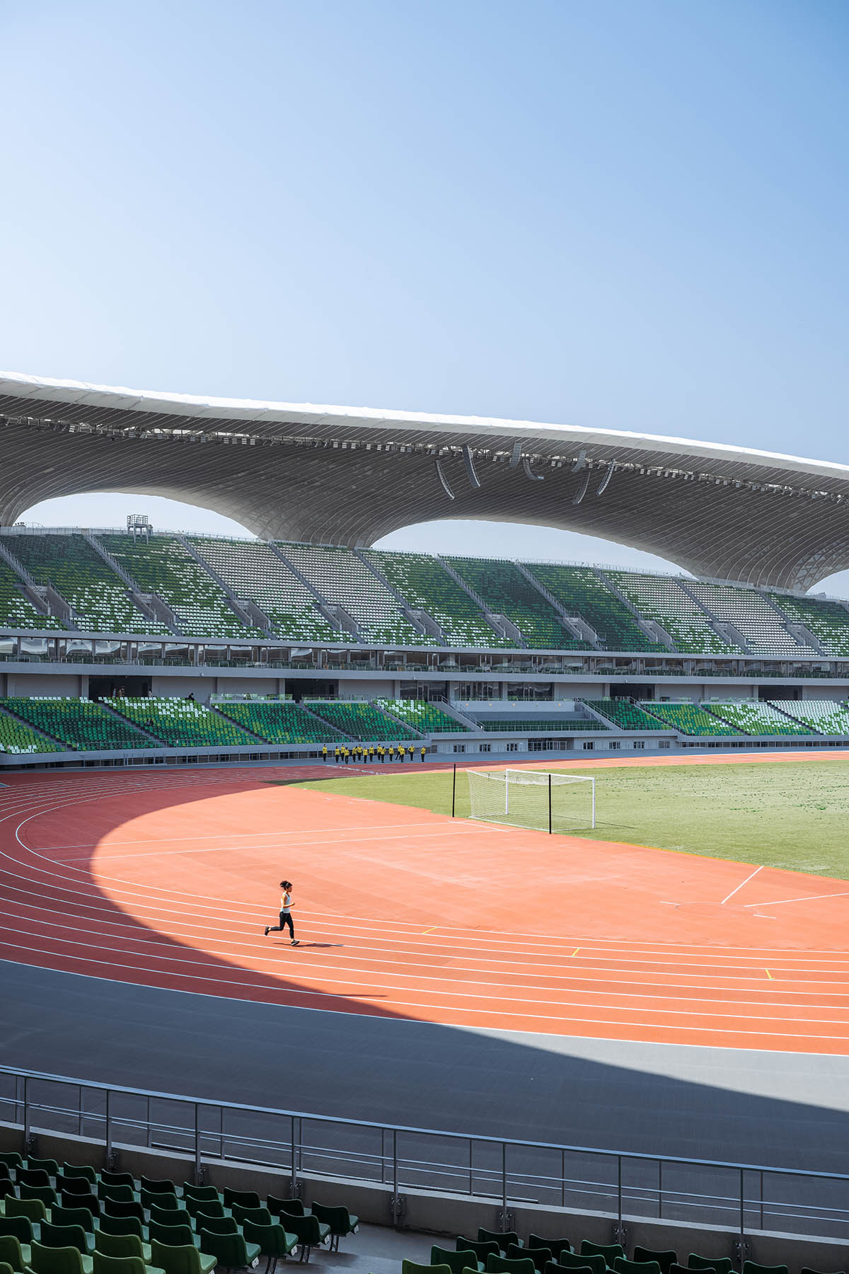 MAD completes the first signature stadium at Quzhou Sports Park crowned by undulating halo-like roof 