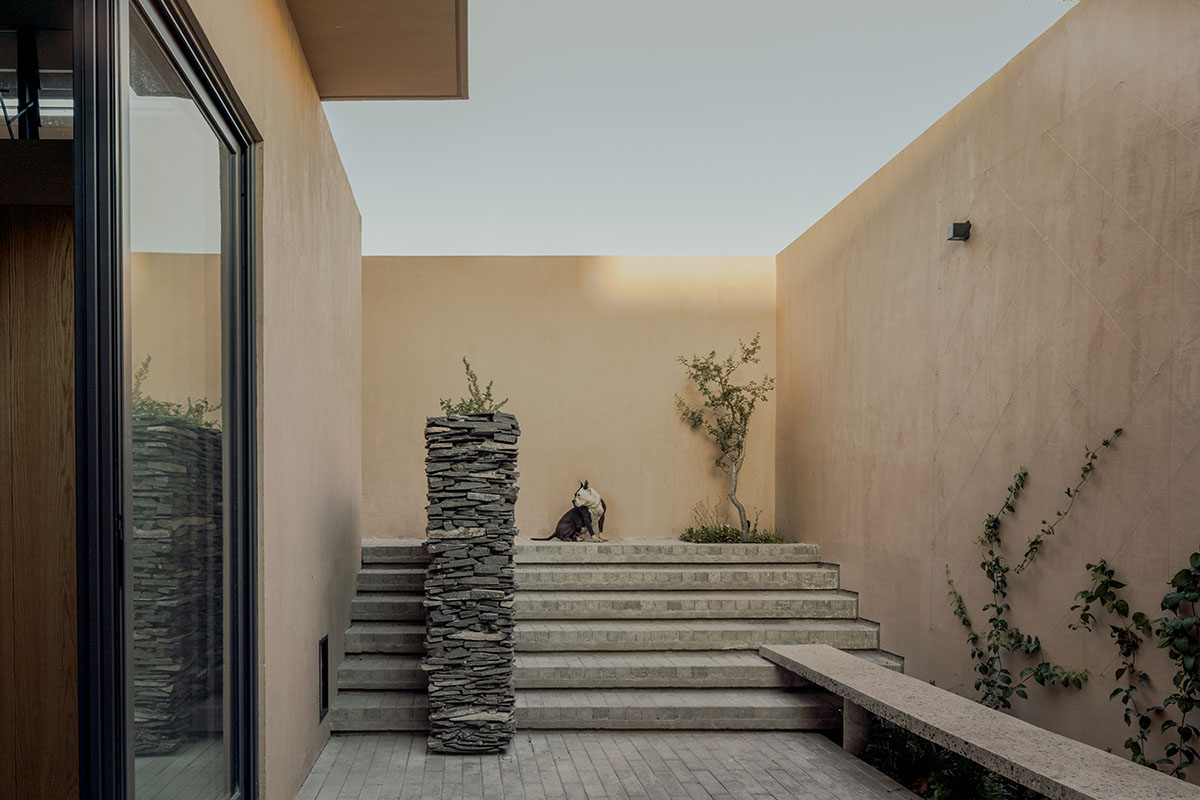 Taller Segovia Molina enriches beige Casa Aguilar with interior patios and an abundance of light