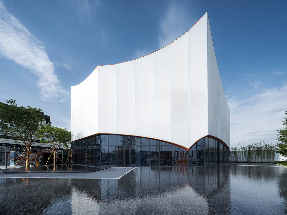 Wutopia Lab built showroom evoking Chinese red mountains with dazzling orange-colored roof
