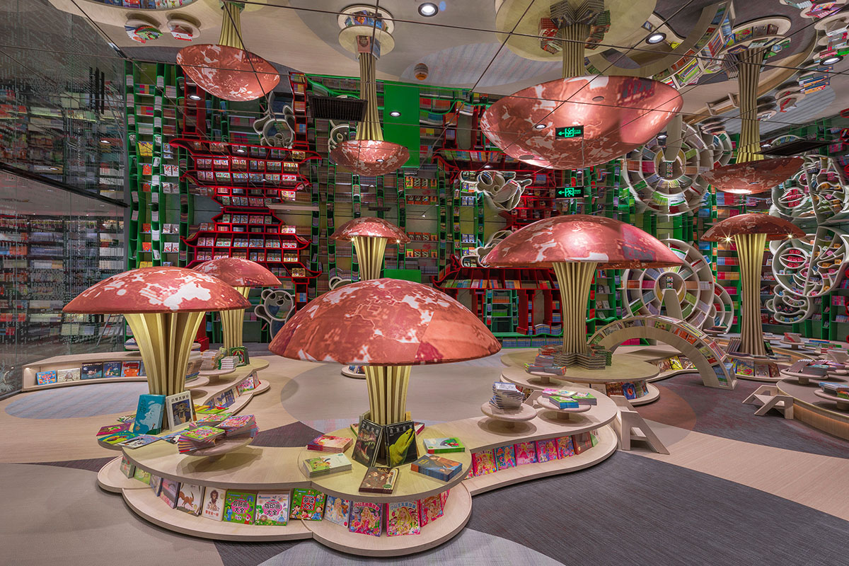 X+Living creates undulating walls and colourful interior for Chengdu Zhongshuge bookstore in China