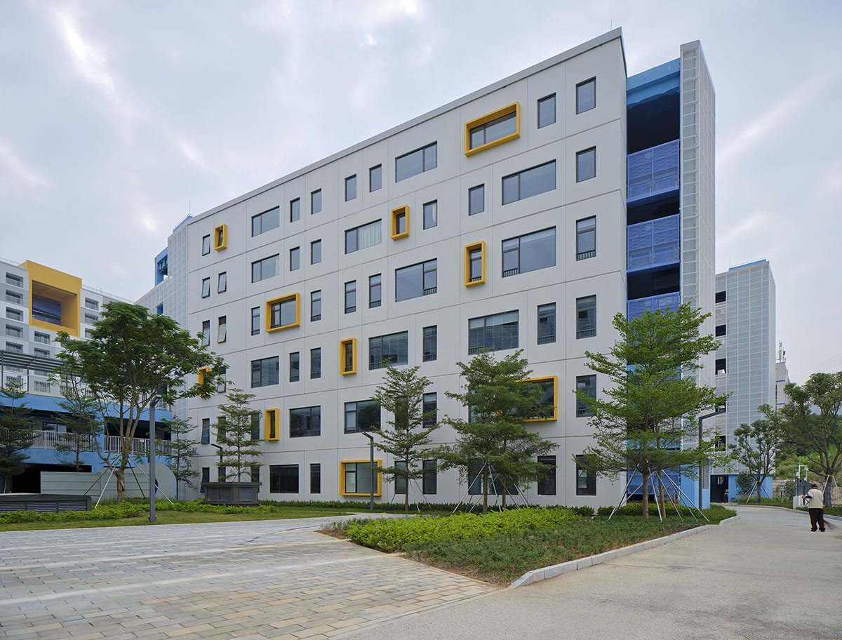 Crossboundaries completes colourful Jinlong prefab school in Shenzhen
