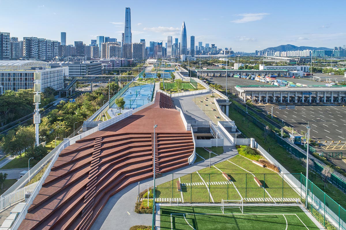 Crossboundaries converts old unused rooftop into a 1.2-km-long recreational urban strip in Shenzhen