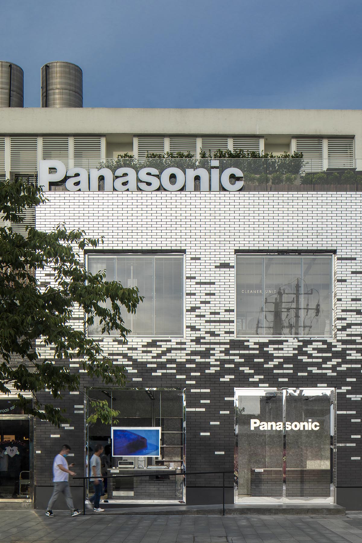 Say Architects designs Panasonic flagship store with hand-plated silver bricks in Hangzhou