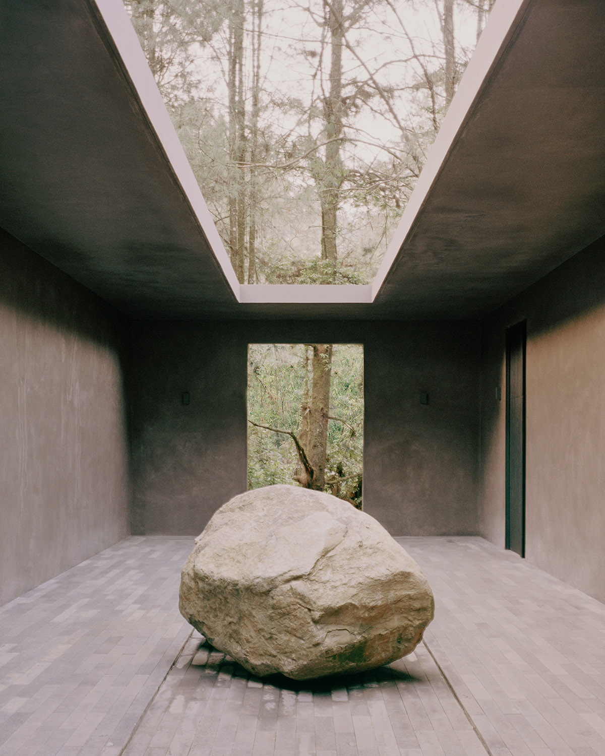 PPAA completes Copas House with sleek skin and pastel tones in Valle de Bravo