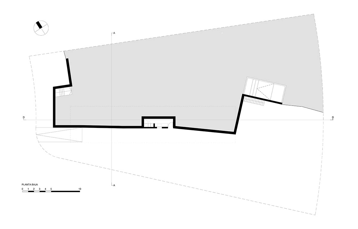 En Obra Arquitectos completes concrete Casa Pirca in Argentina