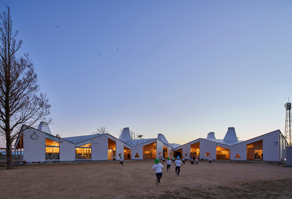 Zigzag roof and wooden trusses define Yamaikarashi Nursery School by Takeru Shoji Architects
