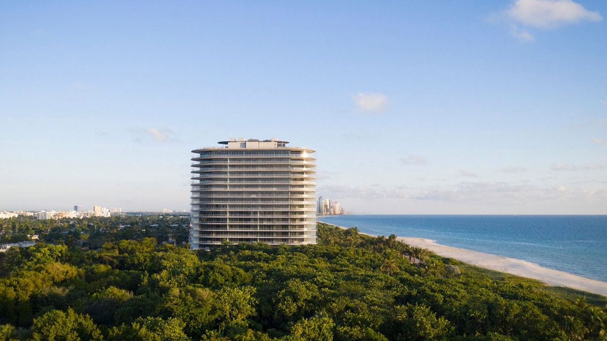 Renzo Piano Building Workshop completes Eighty Seven Park residential building in Miami