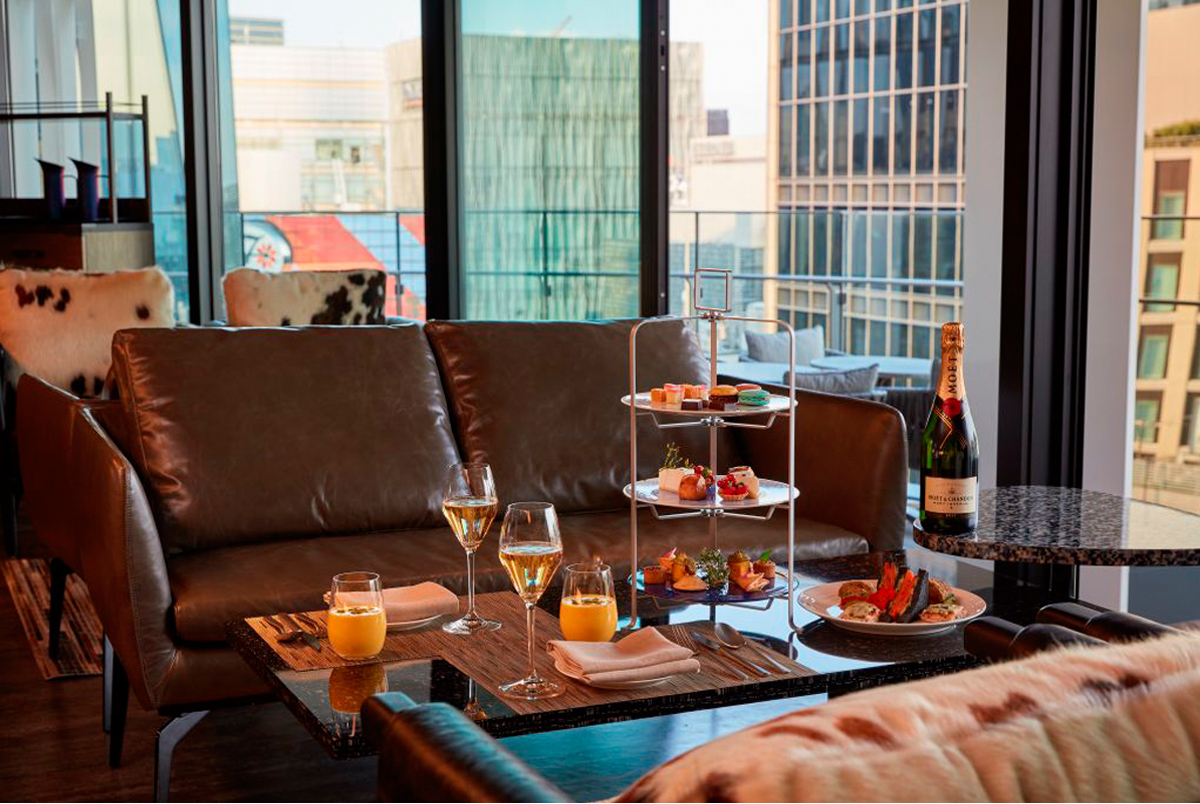 Concoction of Tokyo and India: The Grey Room Restro-Bar