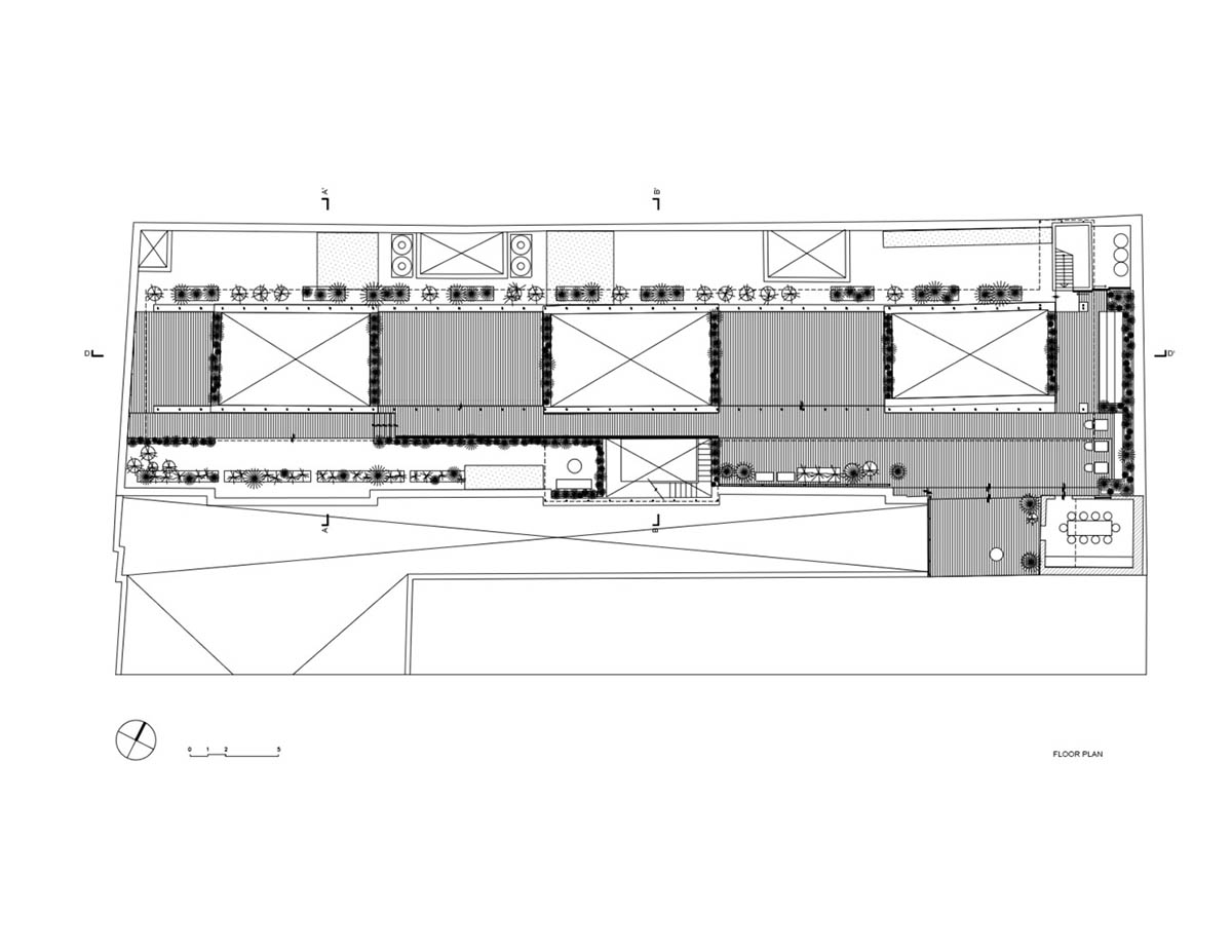 PRODUCTORA covers rooftop of historical palace with lightweight ...