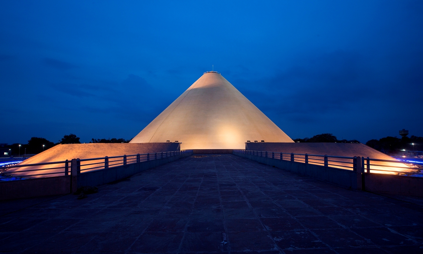 A salt-mound-shaped museum is a befitting tribute to Mahatma Gandhi