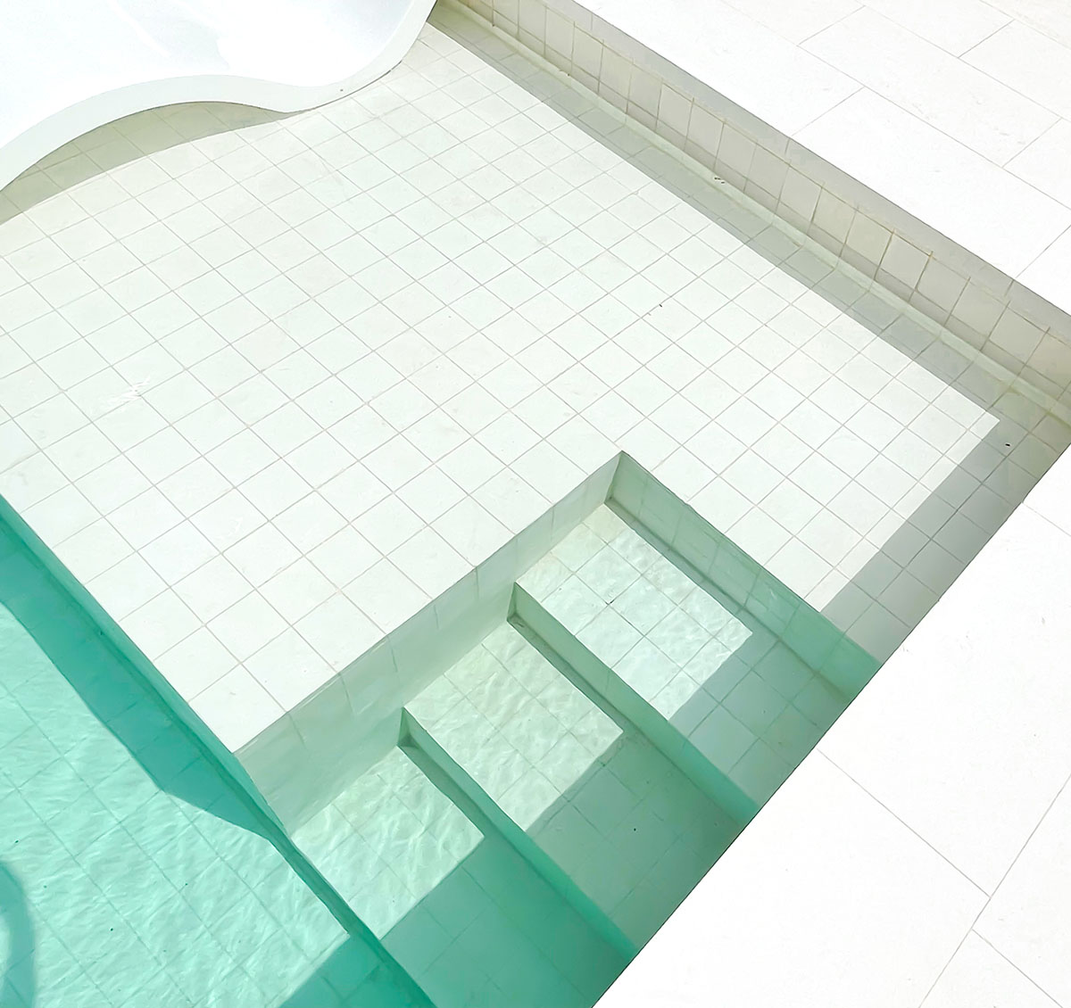 LQS Architects built boutique hotel featuring three-dimensional cut in Zhejiang Province