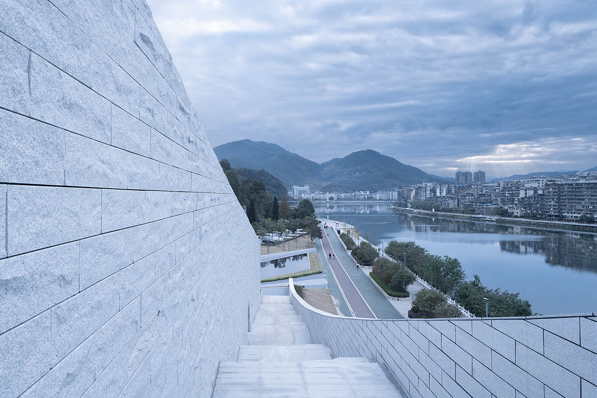 UAD проектирует веретенообразный музей Шуньчан, создавая городскую гостиную в Китае 