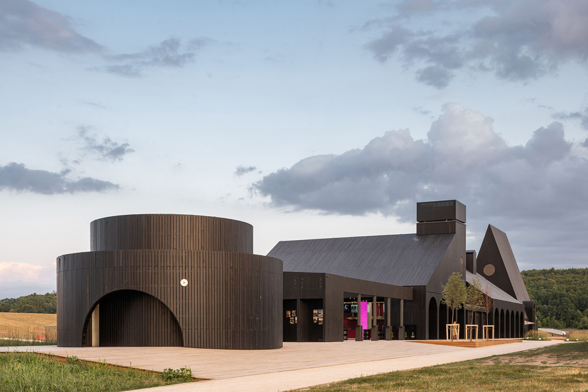 Hospitality Center is an ensemble of different black wooden buildings in Russian Lipetsk region