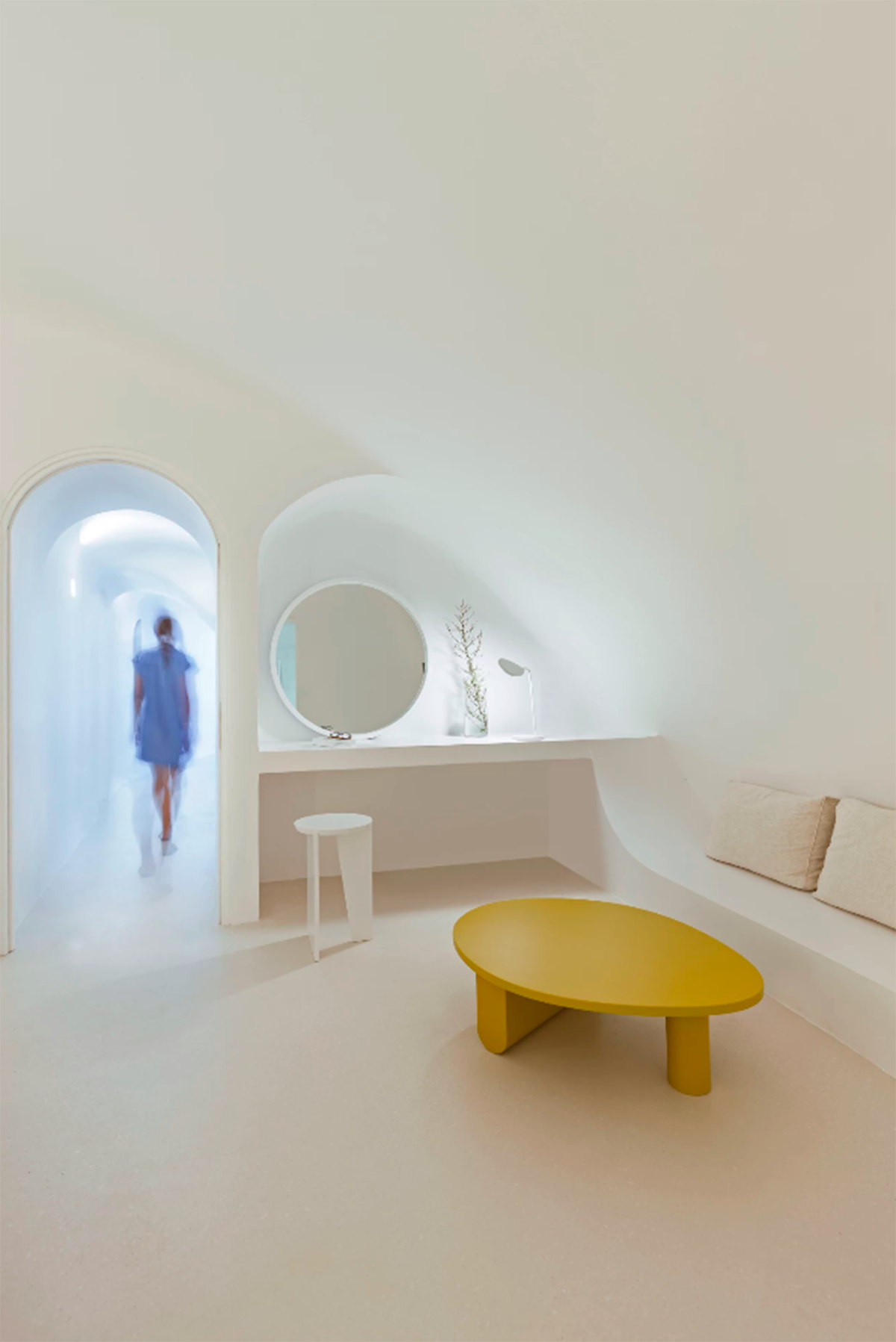 Kapsimalis Architects' Summer Residence in Santorini presents exploration of amorphous curves