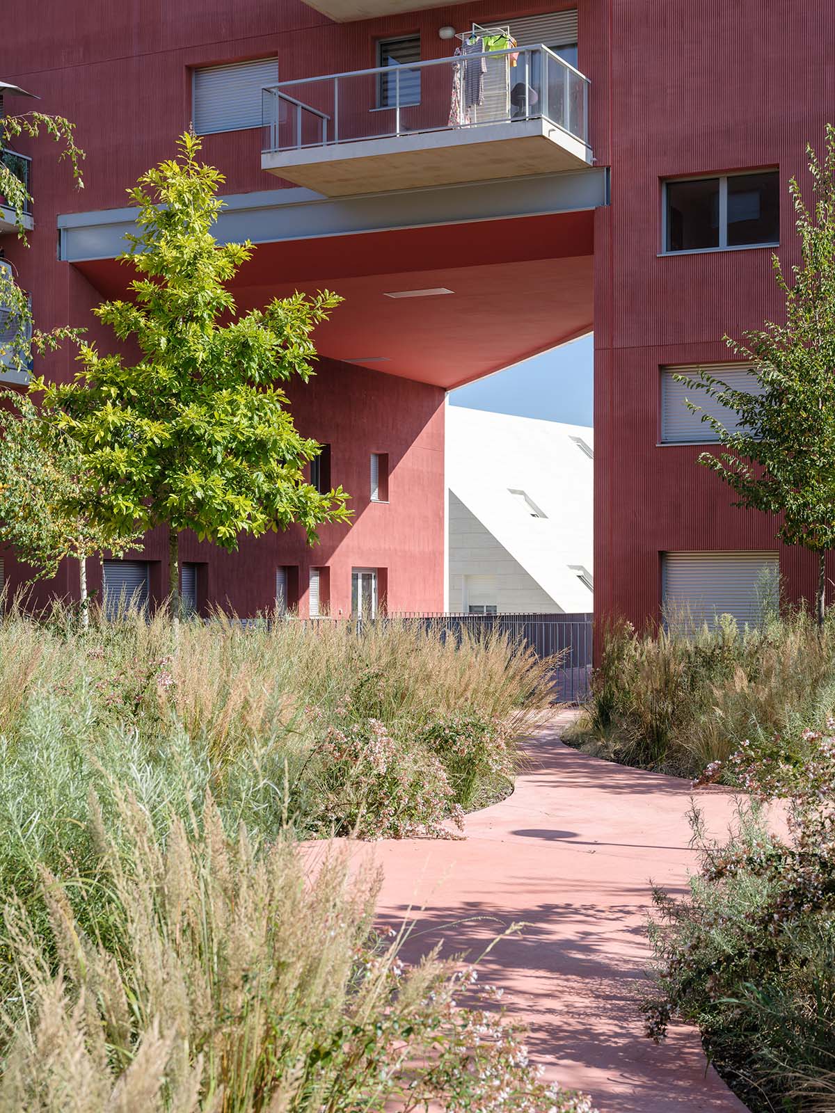 MVRDV completes Ilot Queyries residential complex in Bordeaux