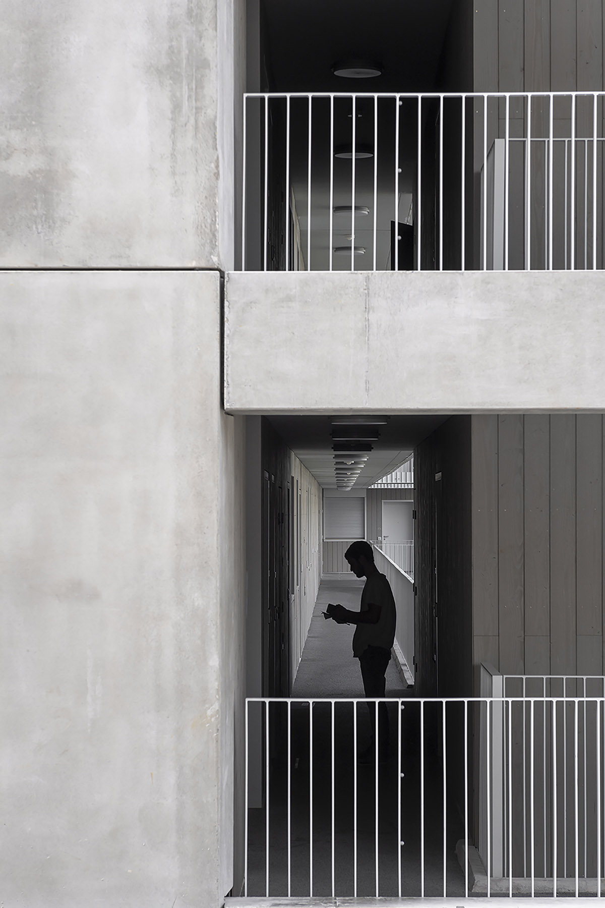 KAAN Architecten completes a compact mixed-use building with a domestic vibe in Nantes, France