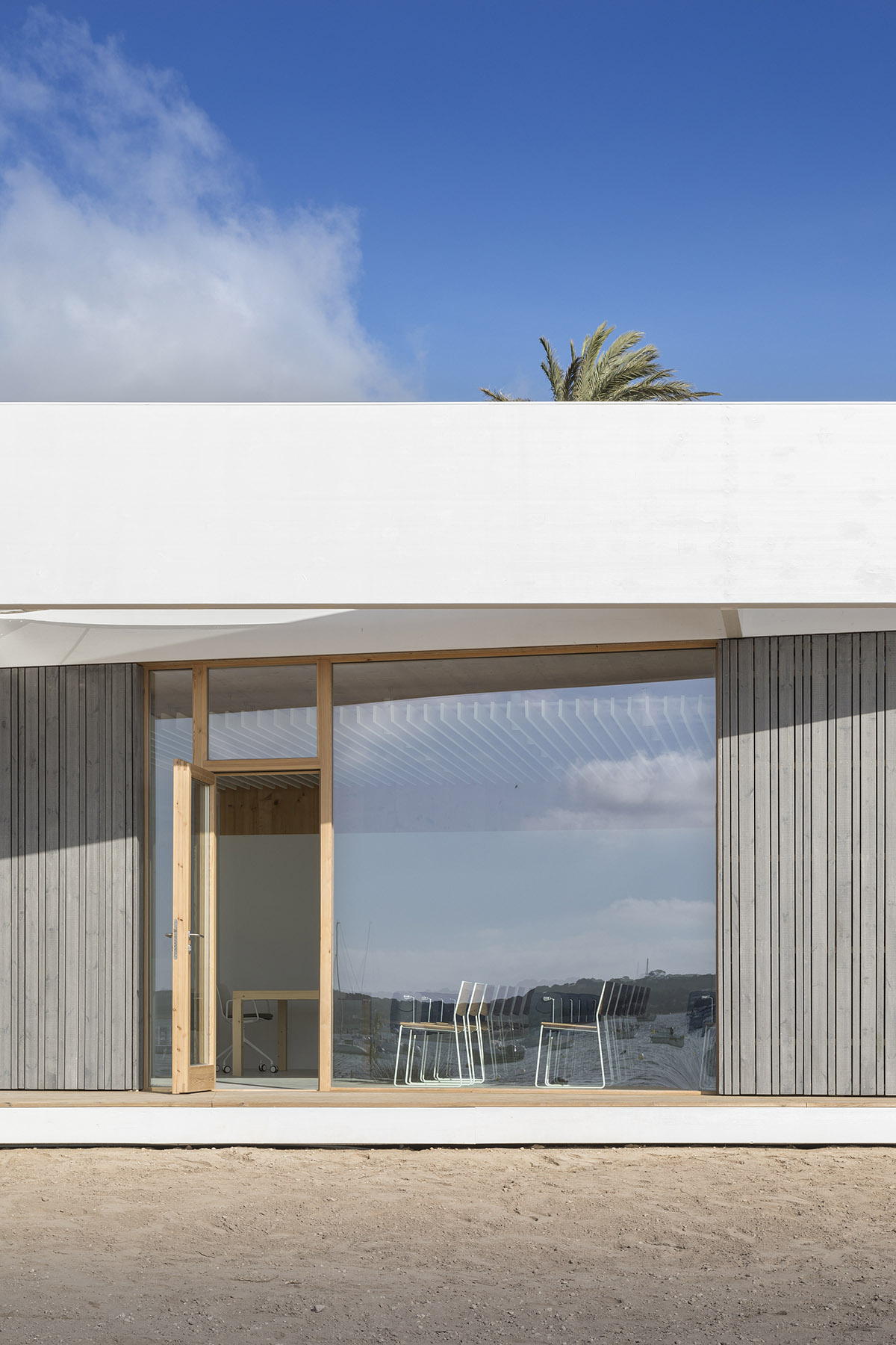 Marià Castelló Architecture completes Water Sports Center with permeable geometry in Formentera