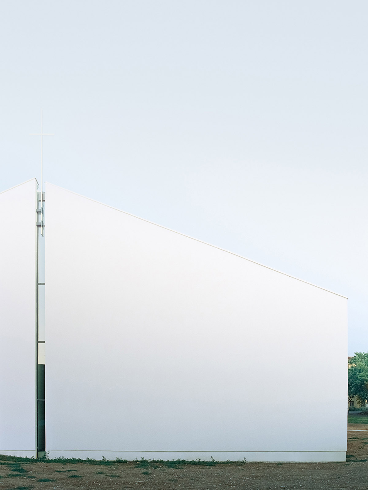 A team of young architects completes church of the Penitent Thief on the outskirts of Bologna