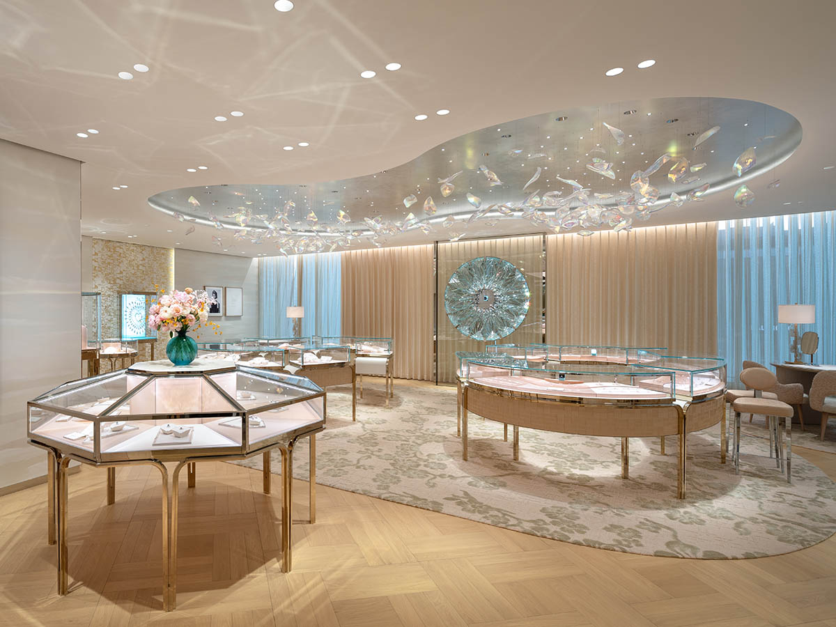 MVRDV wraps Tiffany flagship store with glass fins that make up fluid curves in Beijing 