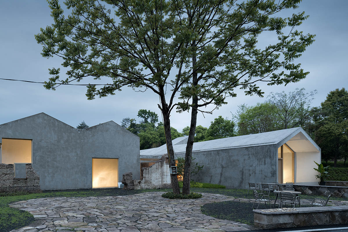 UAD converts old folk houses into new Villagers' Home that naturally grows out of the old walls