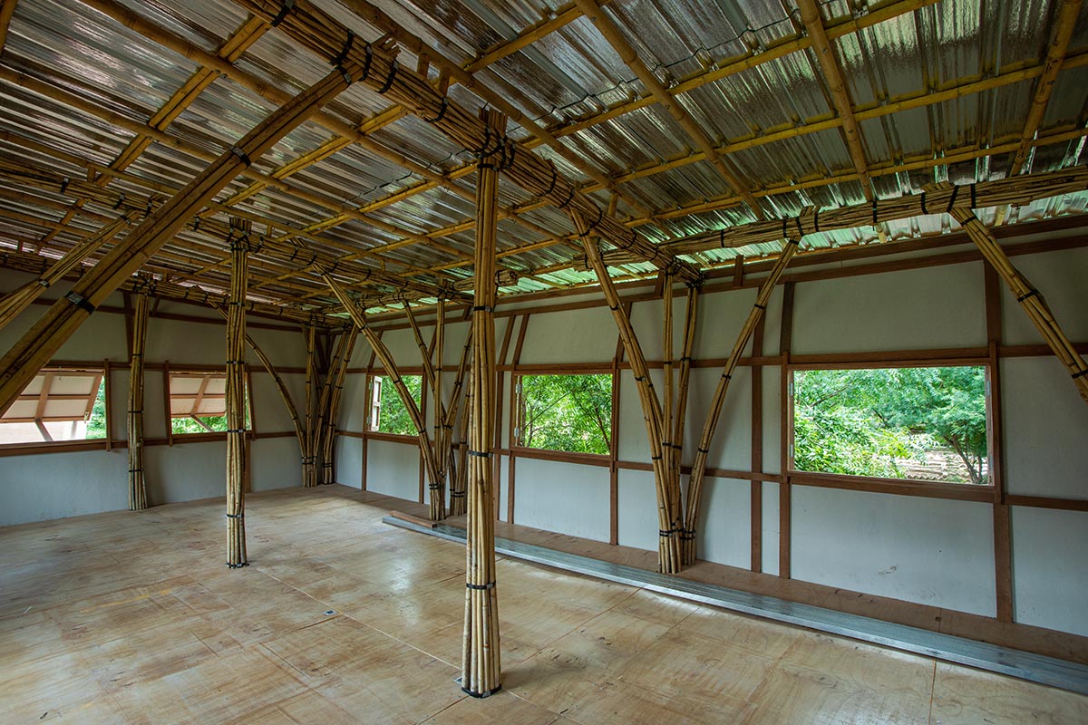 Blue Temple built affordable bamboo housing for displaced families at the price of a smartphone