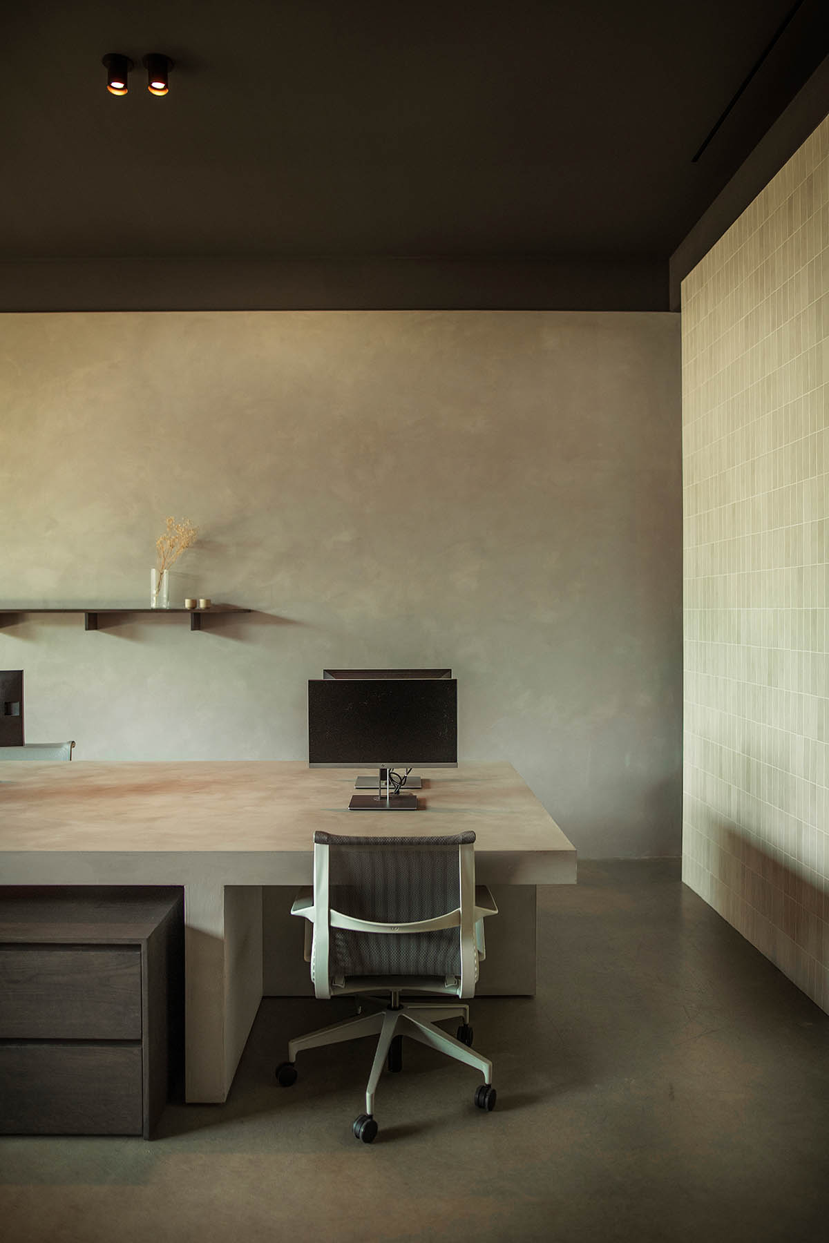 Maurice Martel architecte creates a home-like atmosphere for its new architecture office in Montreal