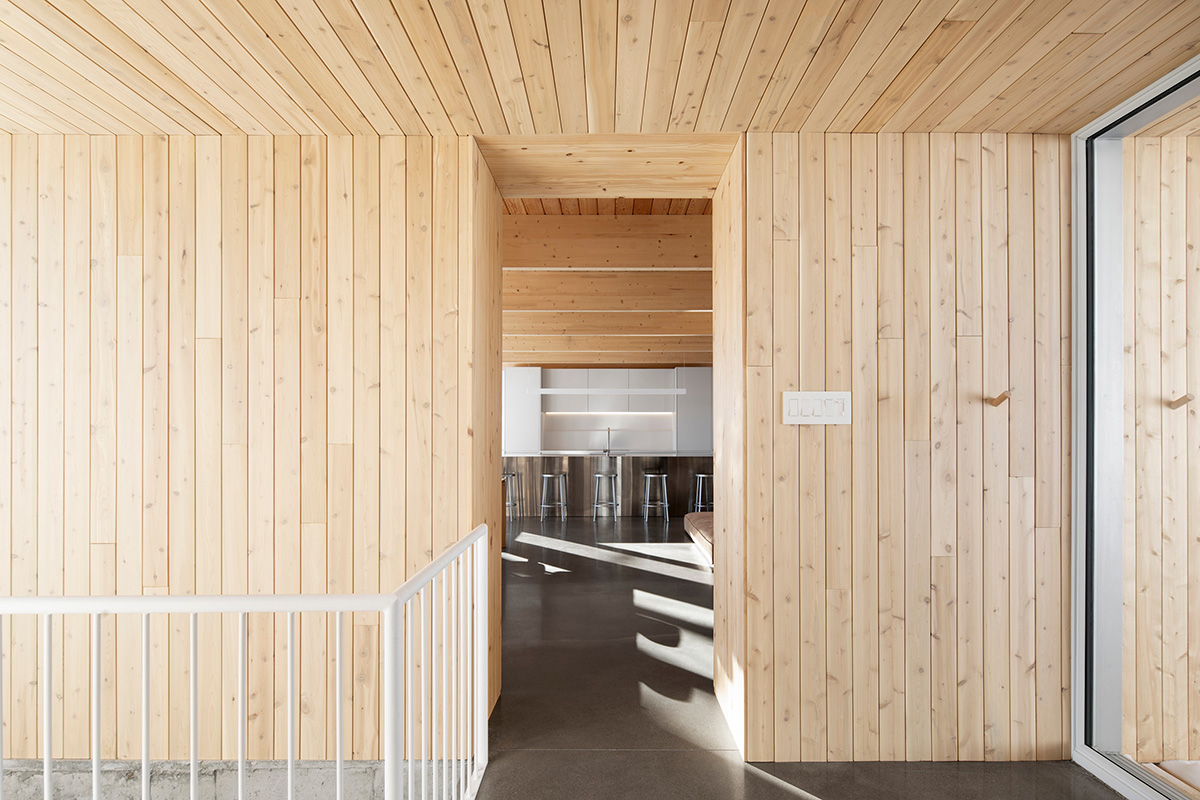 Residence Chez Léon by Quinzhee Architecture evokes the nostalgia of a 