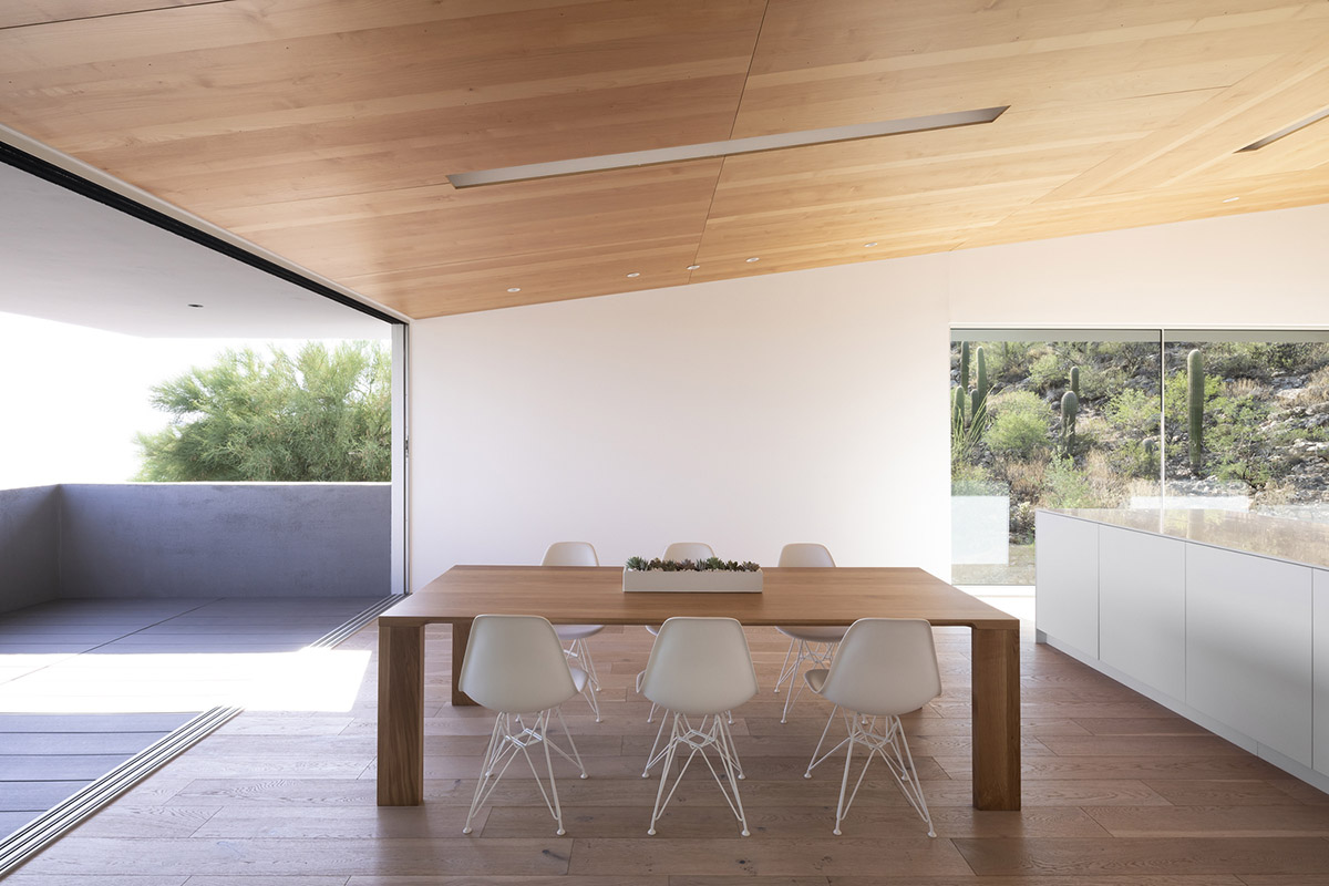 HK Associates Inc frames desert oasis with Ventana House featuring geometric protrudings in Tucson