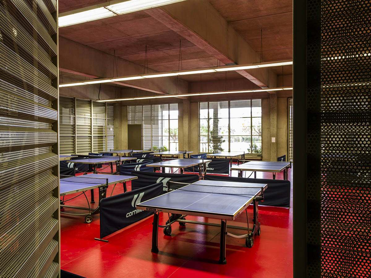 Blaise Pascal high school gymnasium by Koffi & Diabat&eacute; Architectes