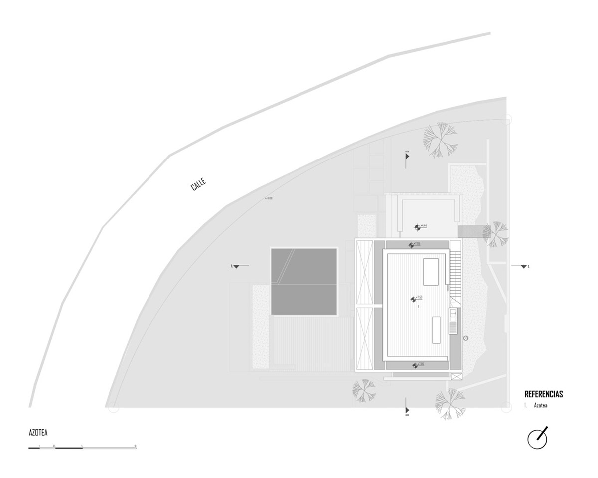 OMCM arquitectos brings rocky landscape inside of this weekend house in Paraguay