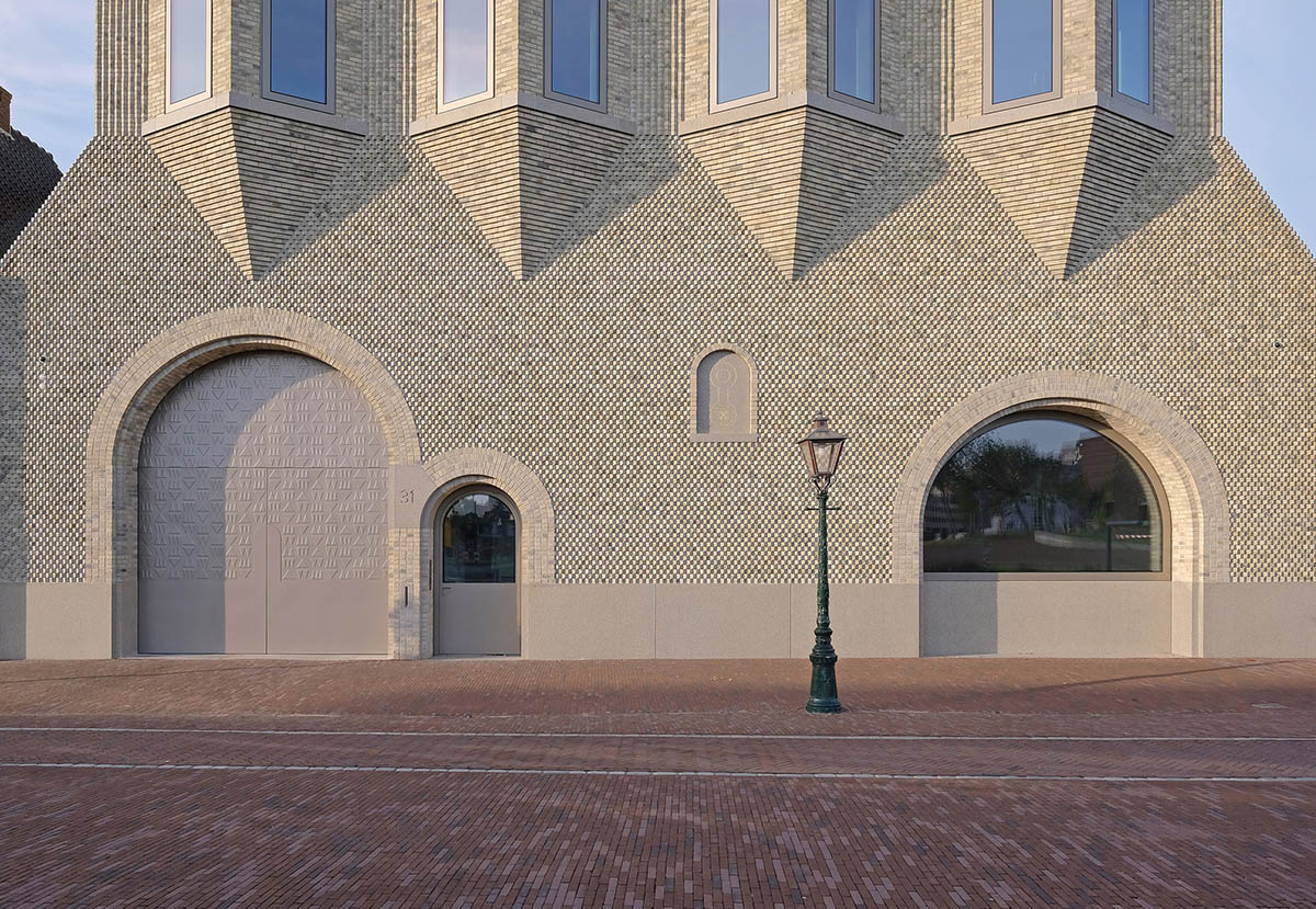 Museum De Lakenhal gets new extension featuring zigzagging brick facade in Leiden