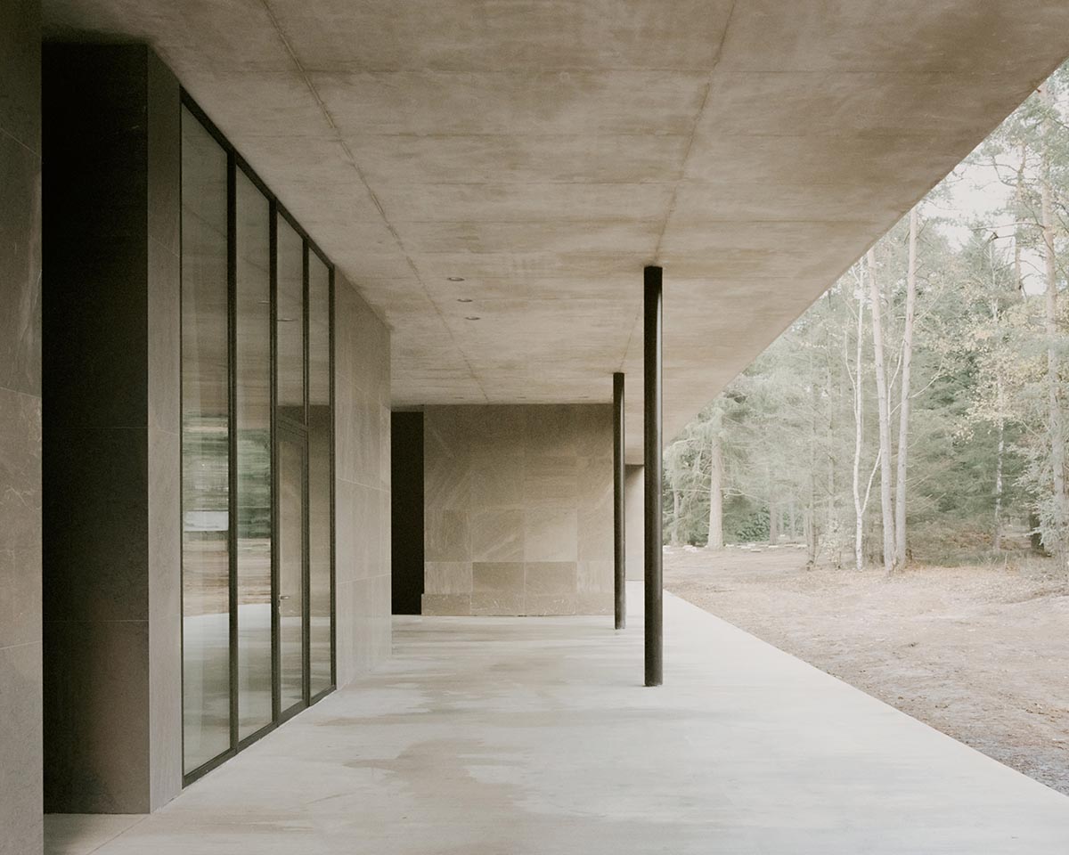 KAAN Architecten built serene Loenen Pavilion commemorating Dutch victims among pine trees