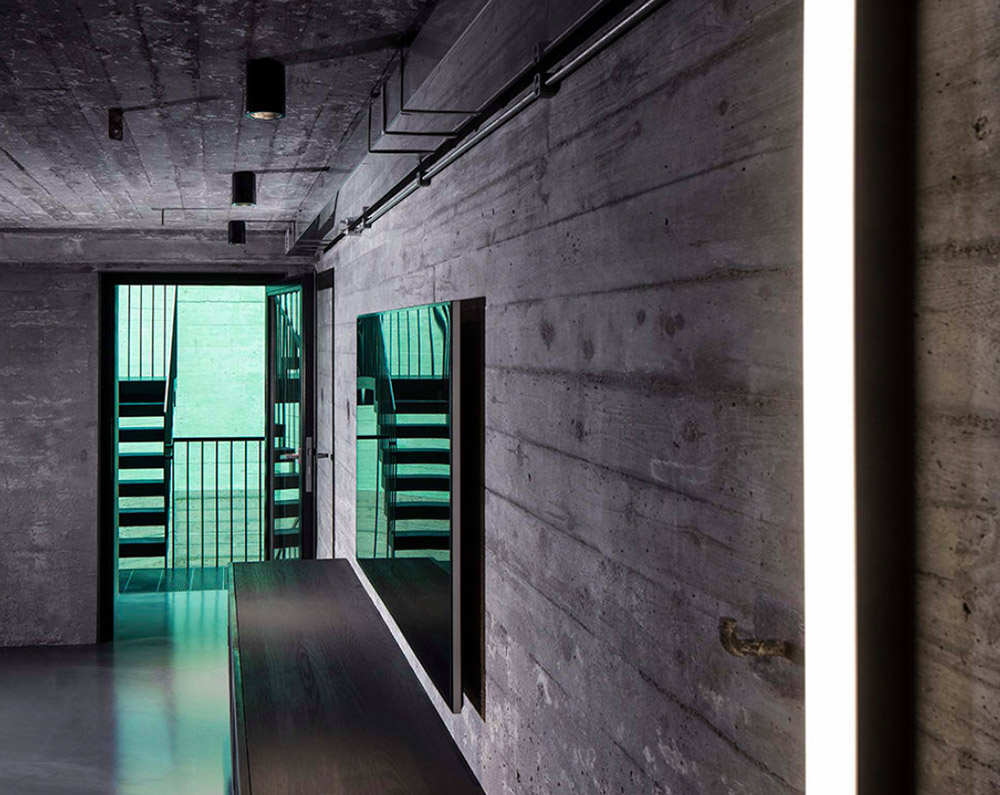 Skils&ouml; Arkitekter transforms old bunker into a private residence with sliced concrete blocks