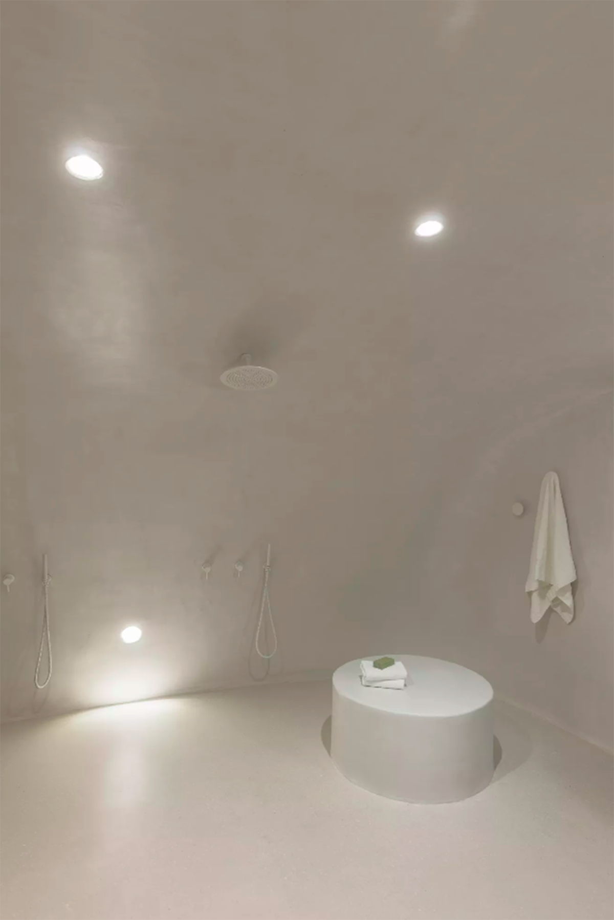 Kapsimalis Architects' Summer Residence in Santorini presents exploration of amorphous curves