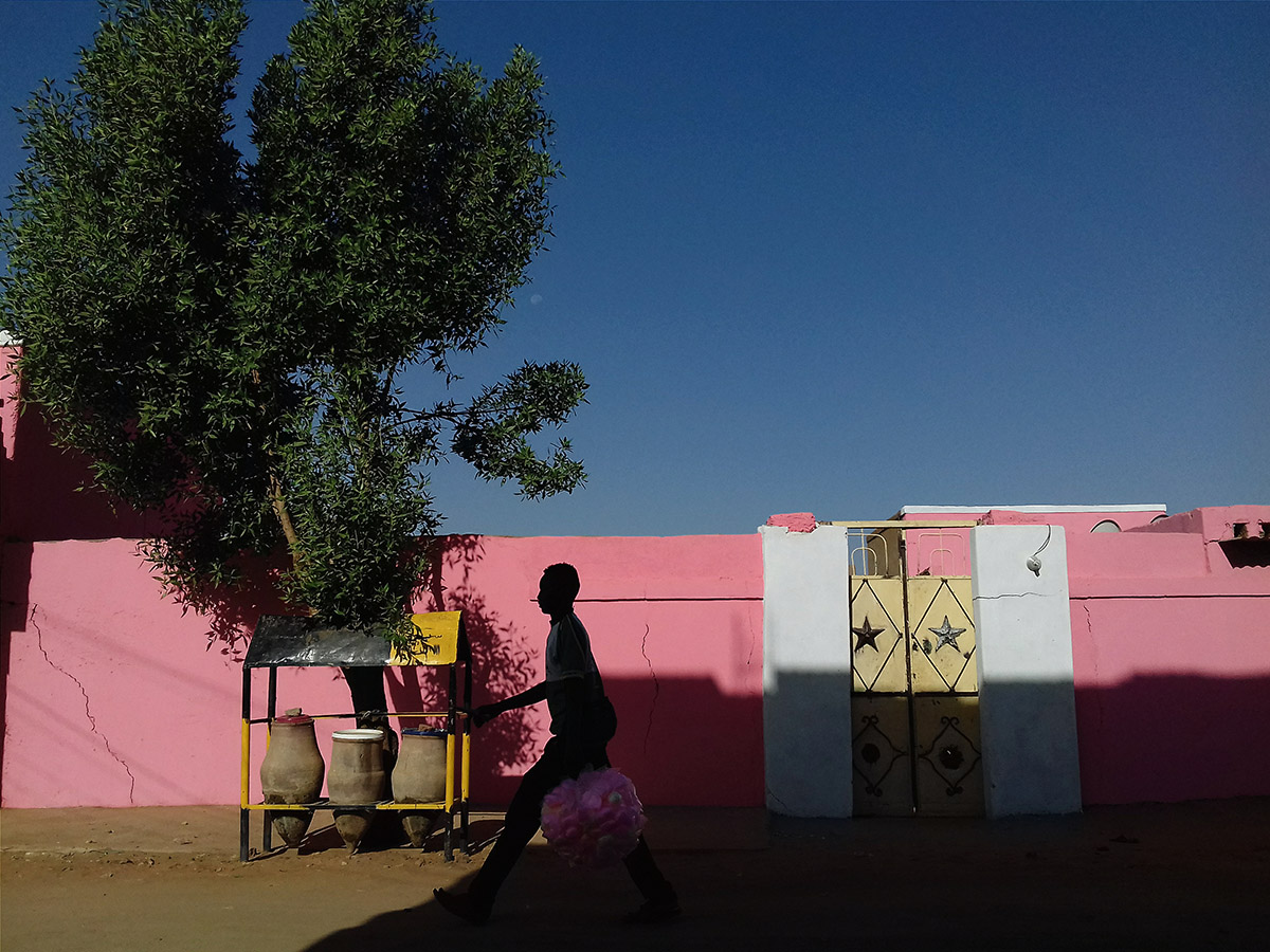 Street Photography: A Glimpse into Khartoum Architecture and Urban Design