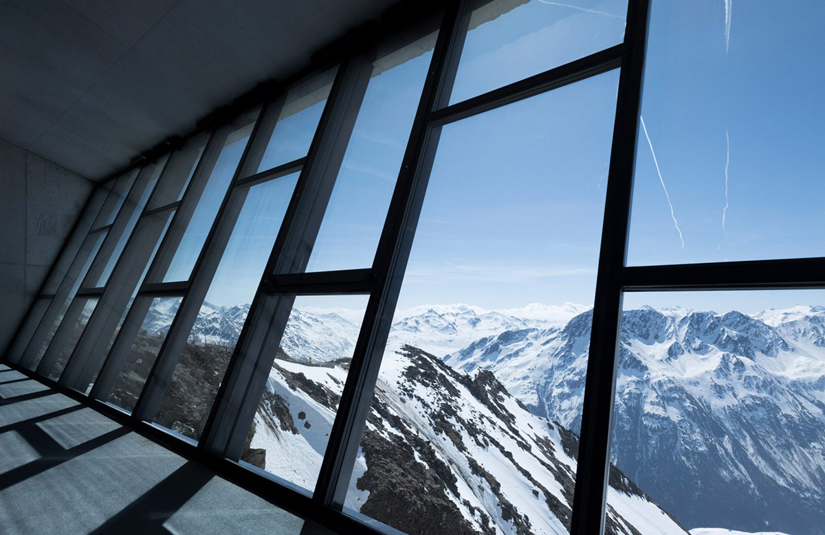 James Bond Museum seamlessly blended in the summit of Gaislachkogl Mountain in Austria