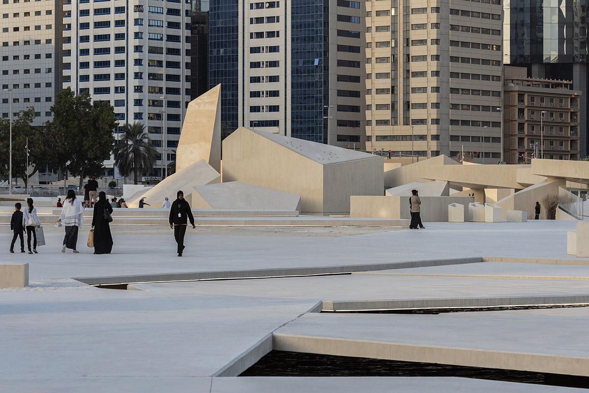 CEBRA designs prayer hall and cultural facilities within irregular forms of cracks in Abu Dhabi 