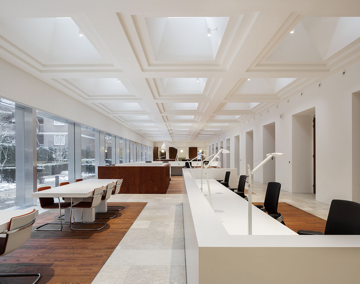 KAAN Architecten transformed Hague&rsquo;s historic building B30 housing five unique users