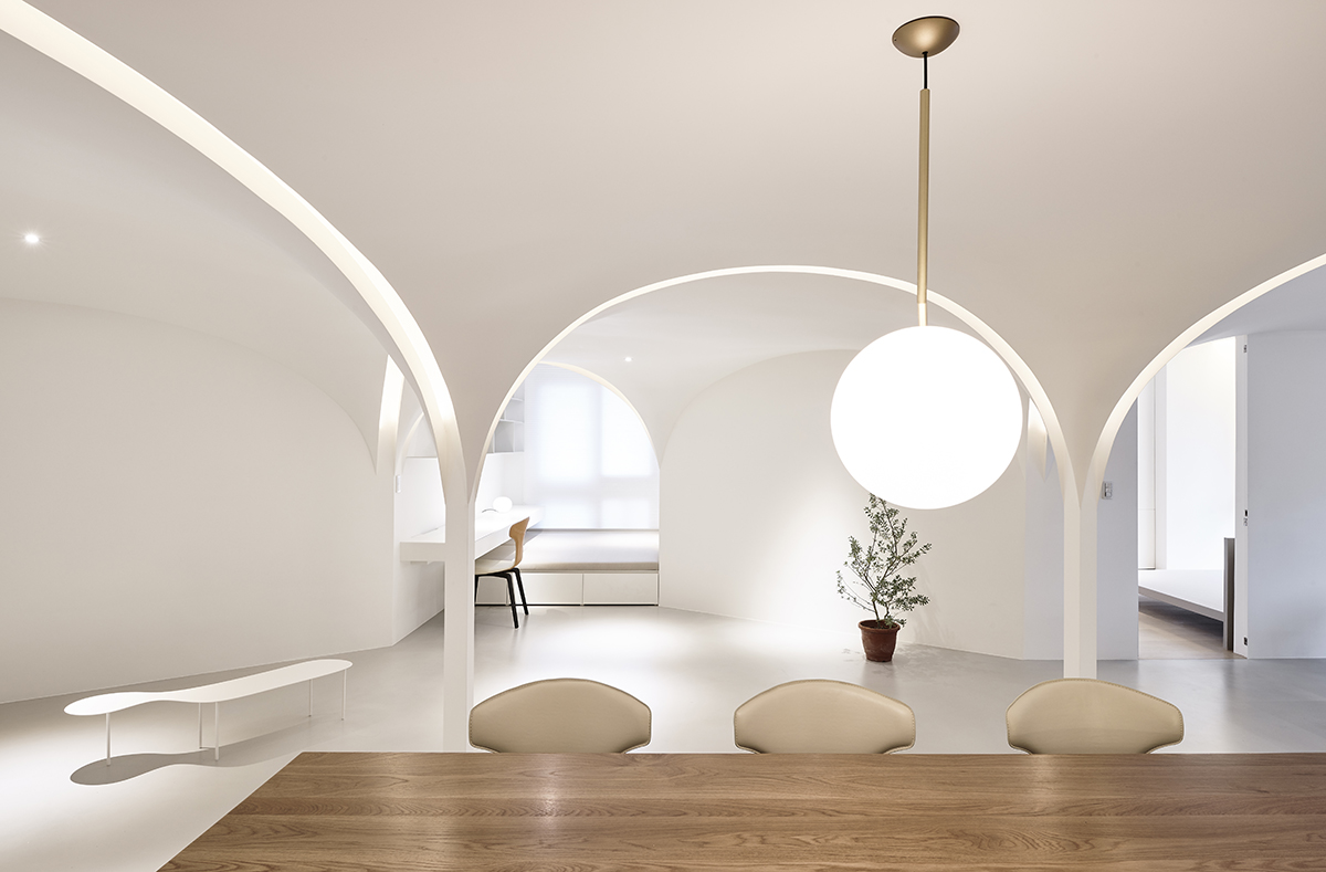 Sunny Apartment - The Lightness of A Gentle Touch