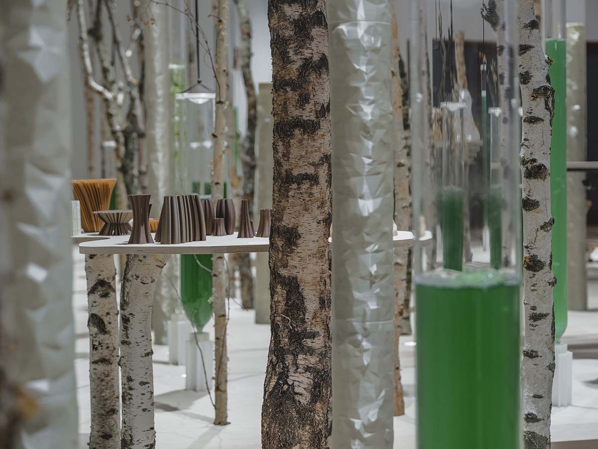 L'exposition Deep Forest plonge dans les processus bio-numériques à travers l'architecture et la nature 