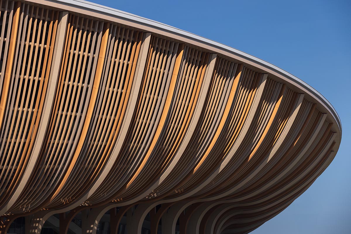 ZHA completes stadium and sports centre that references to historic vessels in Nansha