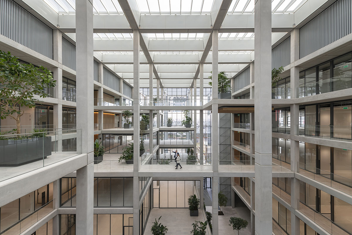 Foster + Partners completes office complex addressing flexible working environments in Luxembourg 