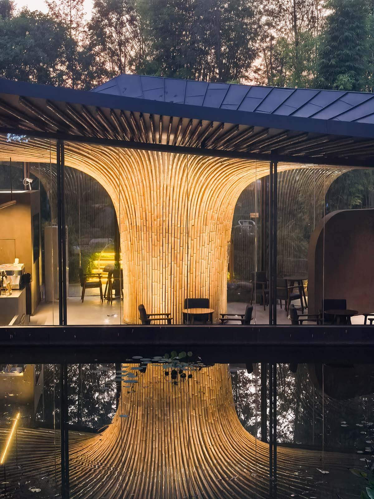 Archermit imagines an exhibition building as a huge bamboo tree at the center