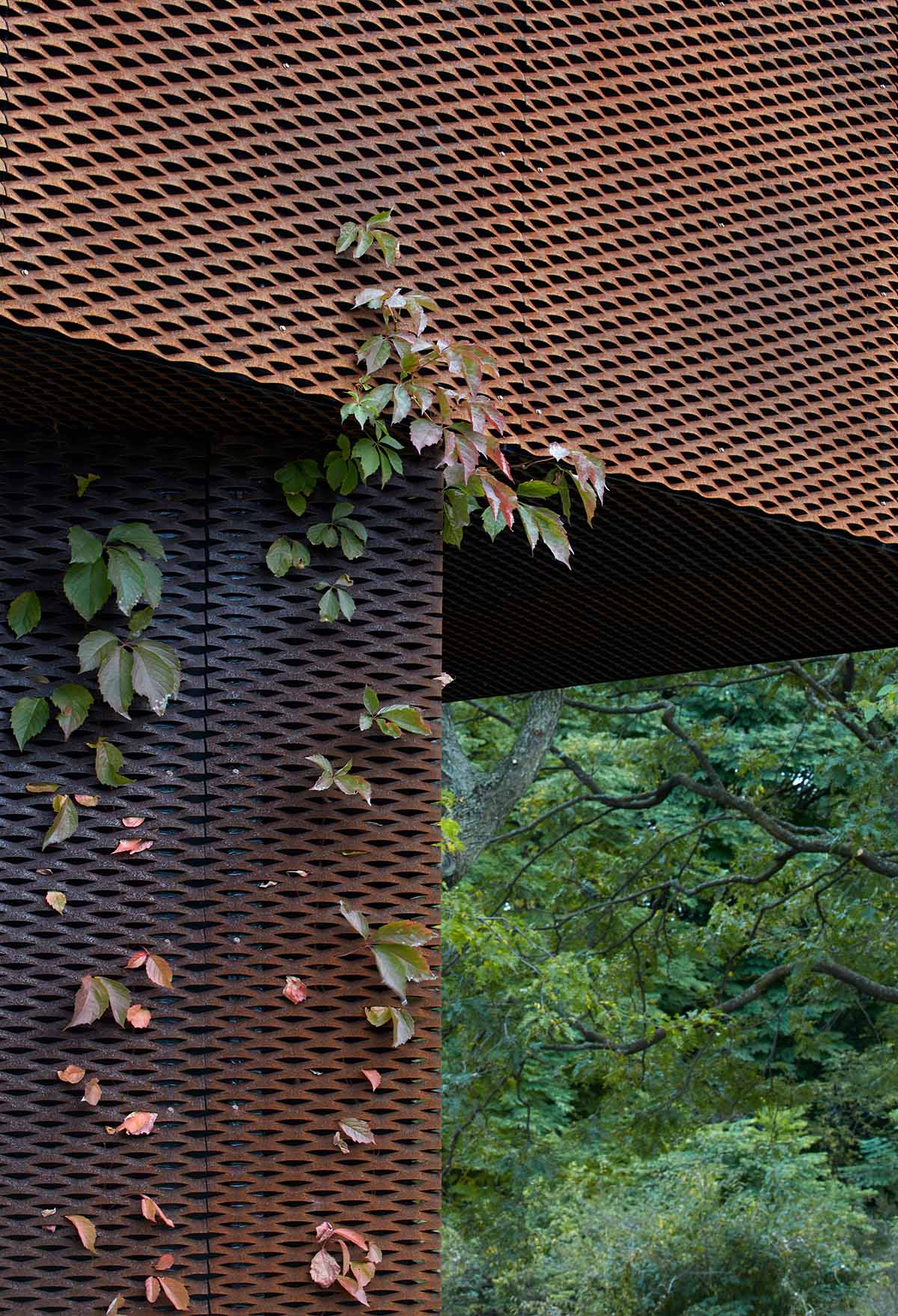 Corten steel pavilion by Pelletier de Fontenay plays with two geometries in Montreal