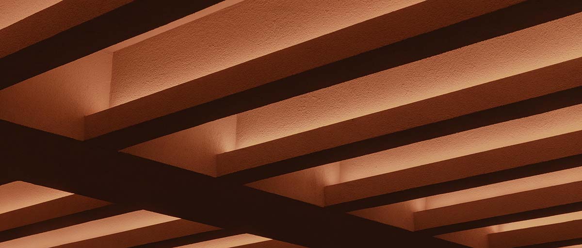 ESTUDIO DEDÓS brings soft light into the interior of a yoga studio in Colombia