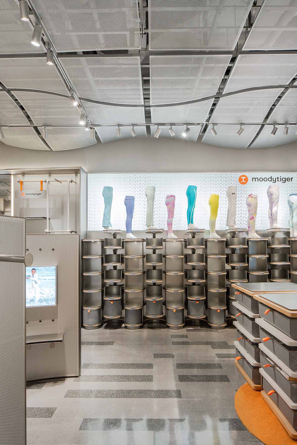 Sò Studio merges educational games with spatial design for a sports brand in Shanghai 